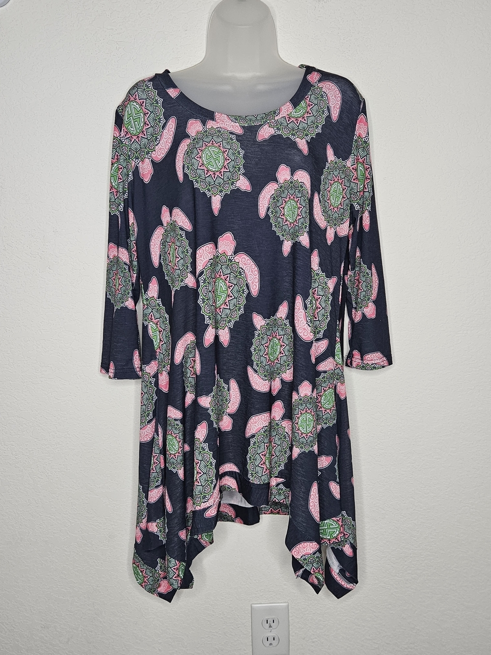 Simply Southern Navy Turtle Boho Mandala Medallion Logo Sharkbite Hem Tunic Top